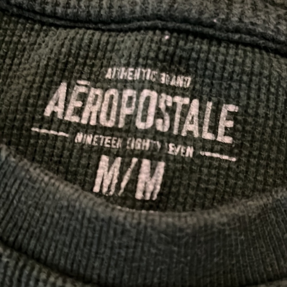 ⭐️ 3 for $25 ⭐️ Aeropostale green Medium knit shirt - Picture 3 of 3